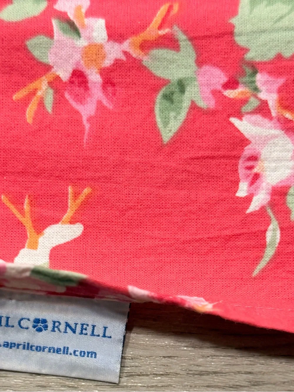 Set of 8 April Cornell Vibrant Pink Shabby Cabbage Roses Napkins